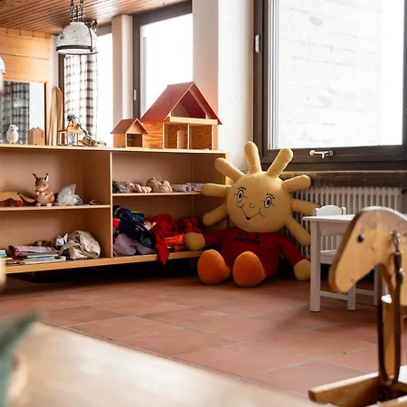 Hotel Pischa Mountain