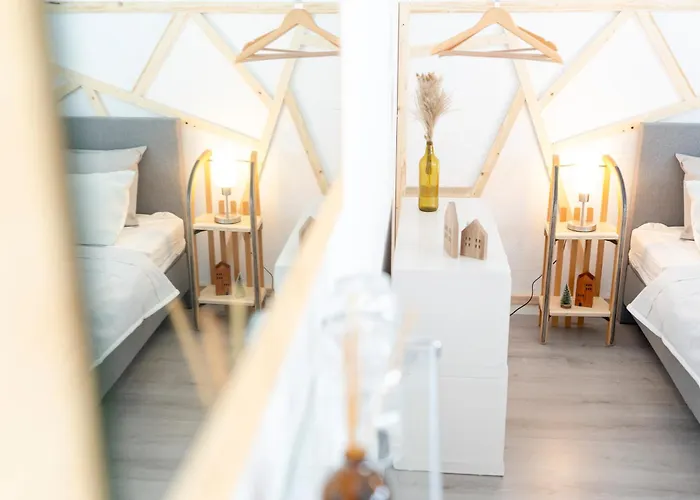 Pischa Mountain Hotel *